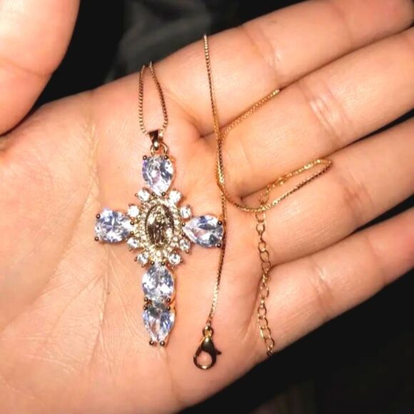 Vintage elegant diamond cross necklace